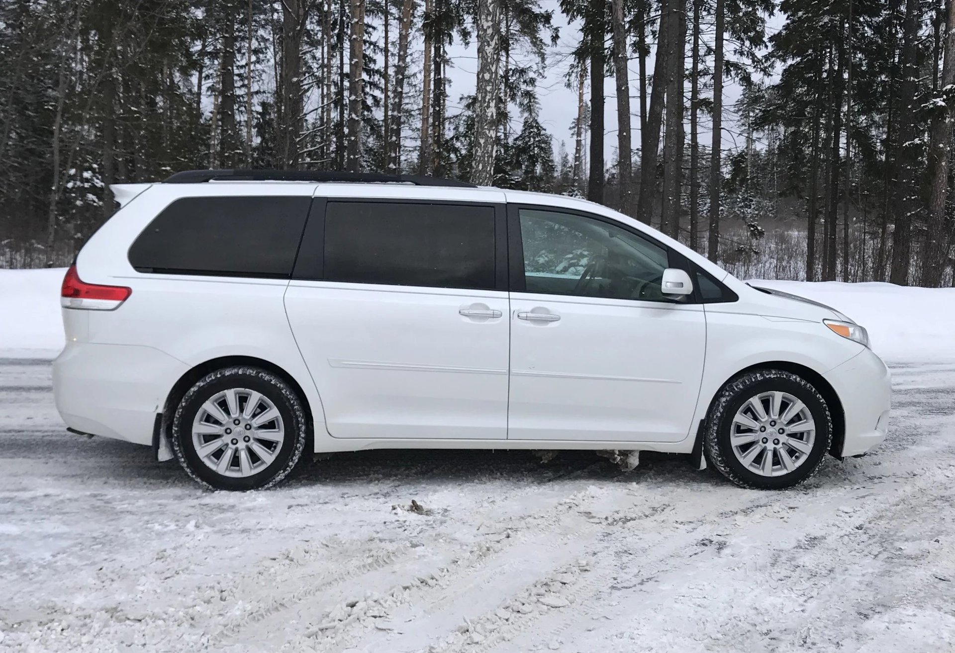 Toyota Sienna 2013