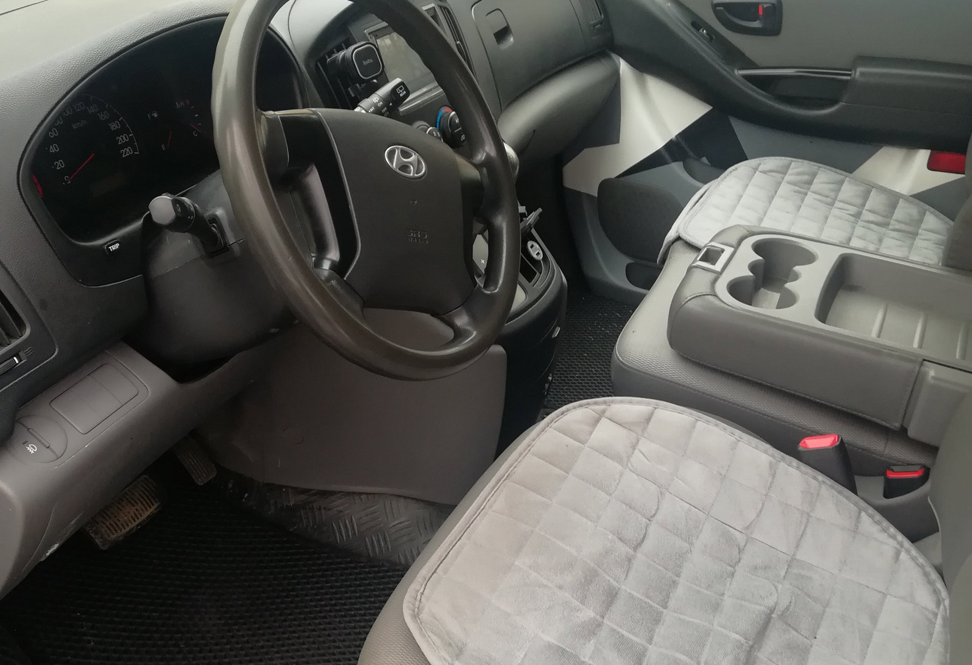 Hyundai Grand Starex 2010