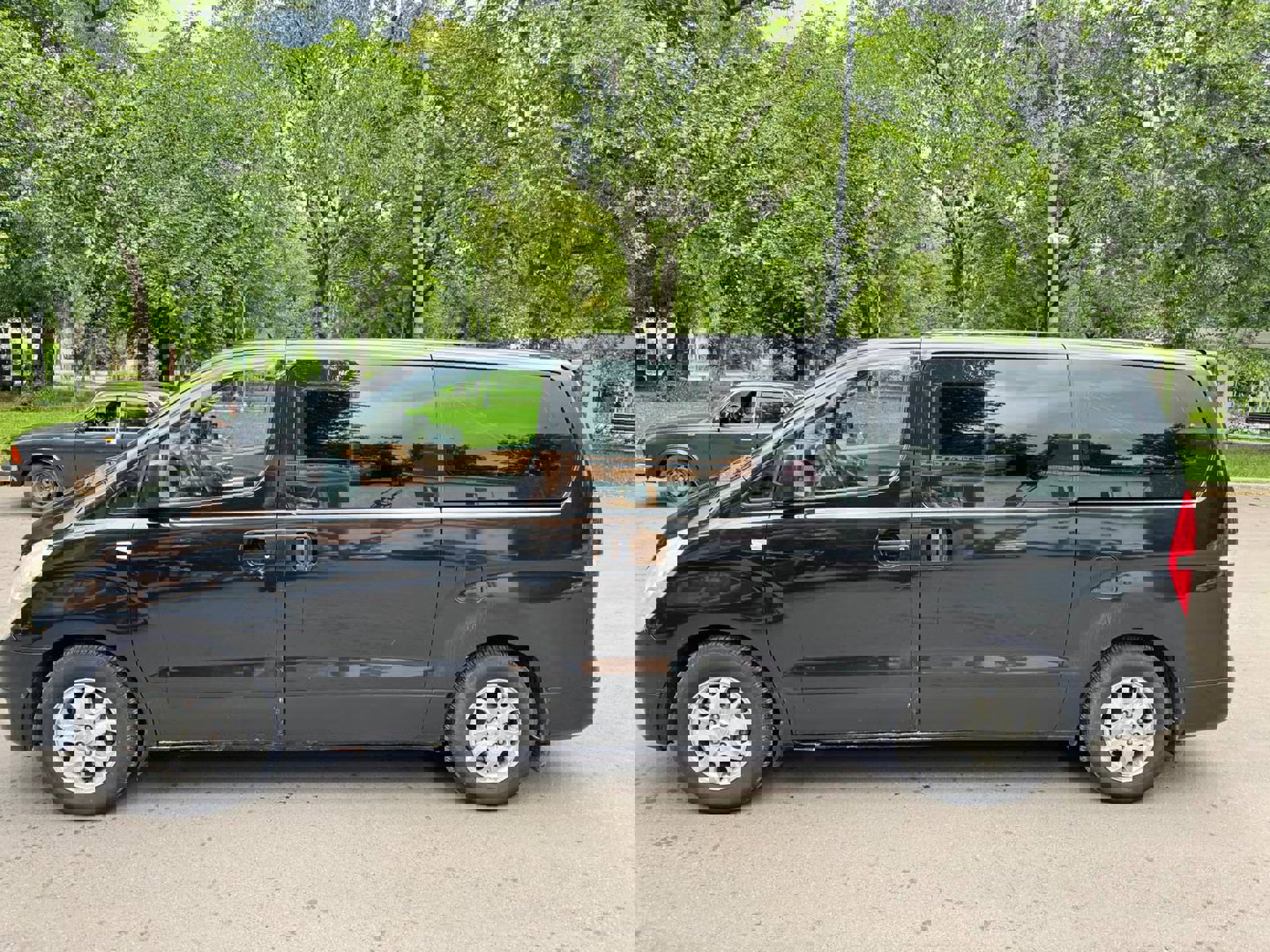 Hyundai Grand Starex 2010