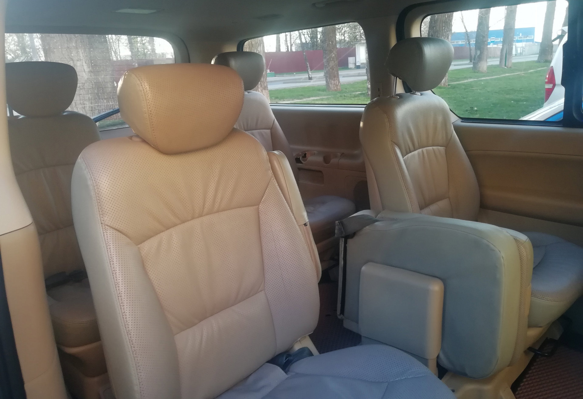 Hyundai Grand Starex 2010